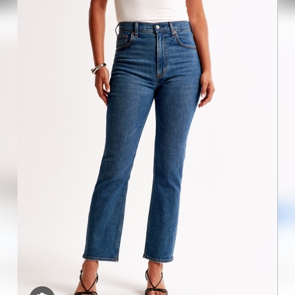 NWT Abercromie & Fitch Curve Love Ultra High Rise Ankle Straight - Picture 1 of 5